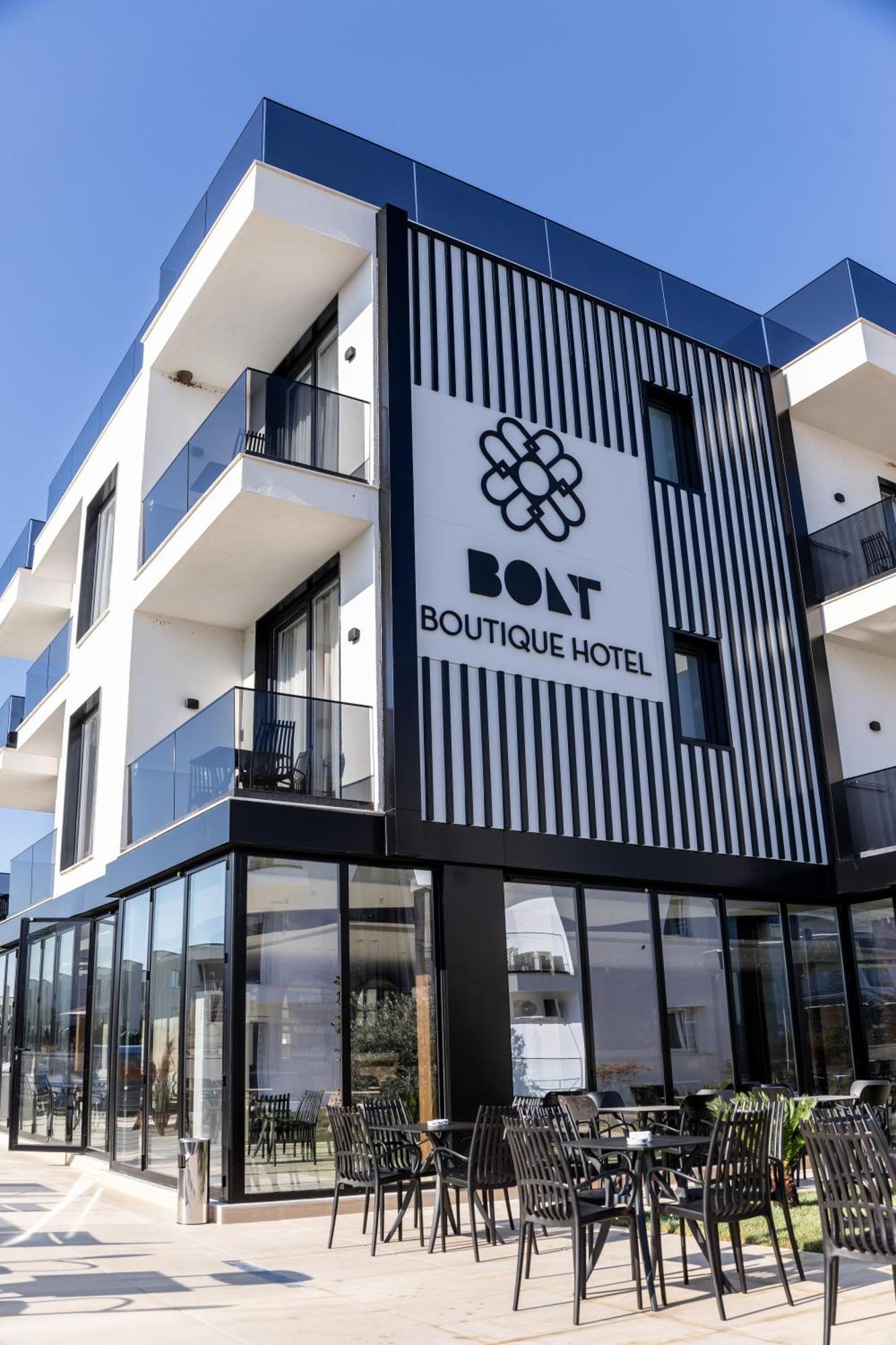 Bolt Boutique Hotel Lezhe Exterior photo