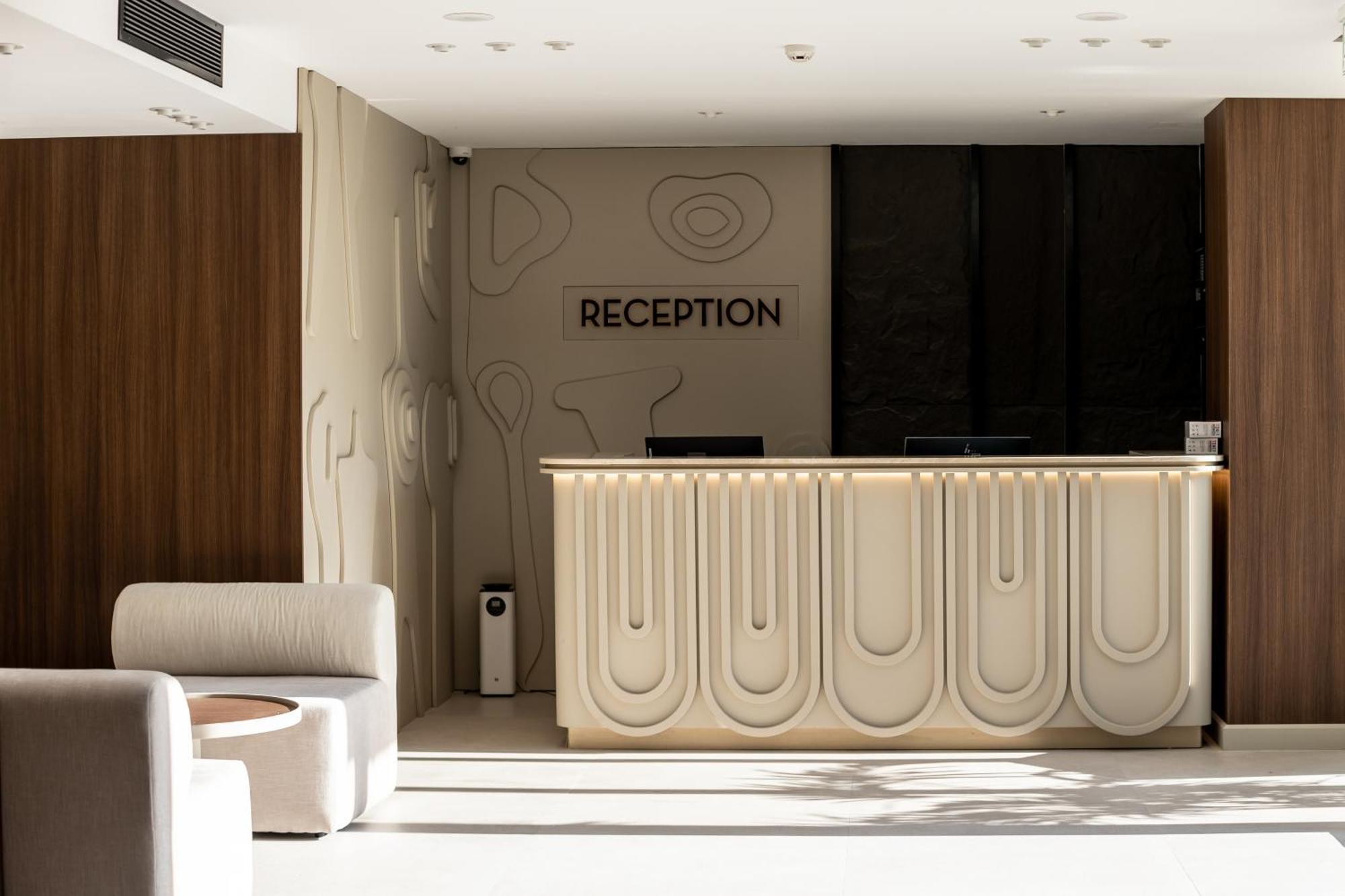 Bolt Boutique Hotel Lezhe Exterior photo
